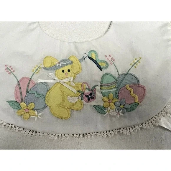 VTG Scalloped Edge Reversible‎ Baby Bib w' Hand Embroidered Bunny Eggs Flowers