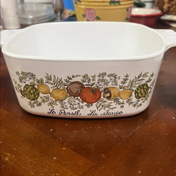 2 Vintage Corningware Spice O' Life A-1-B, 1 1/2 and 1 quart casseroles No lids