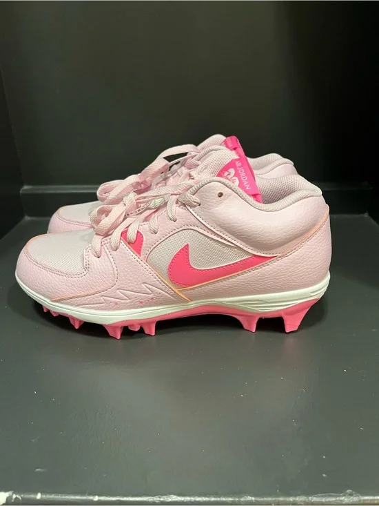 Nike Jordan Stadium 90 Football Cleats NWOB Sz M9.5/W11