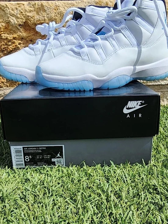 Air Jordan Retro 11 