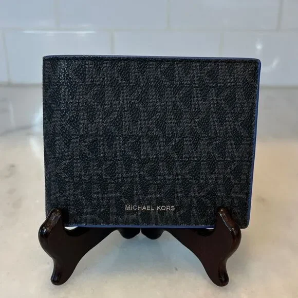 Michael Kors Cooper Signature Logo Billfold Wallet