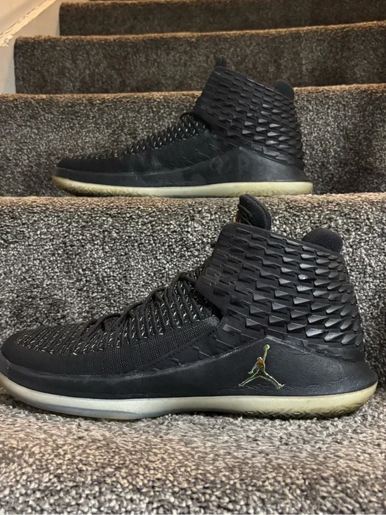 Air Jordan 32 Black Cat size 12.5 men authentic
