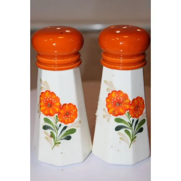 Salt & Pepper Shakers - Tall Wildflower