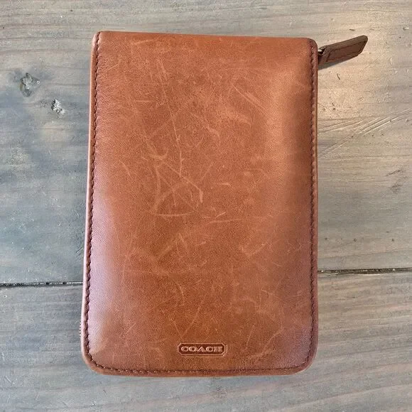 Authentic vintage Y2K COACH British tan leather Blackberry phone wallet