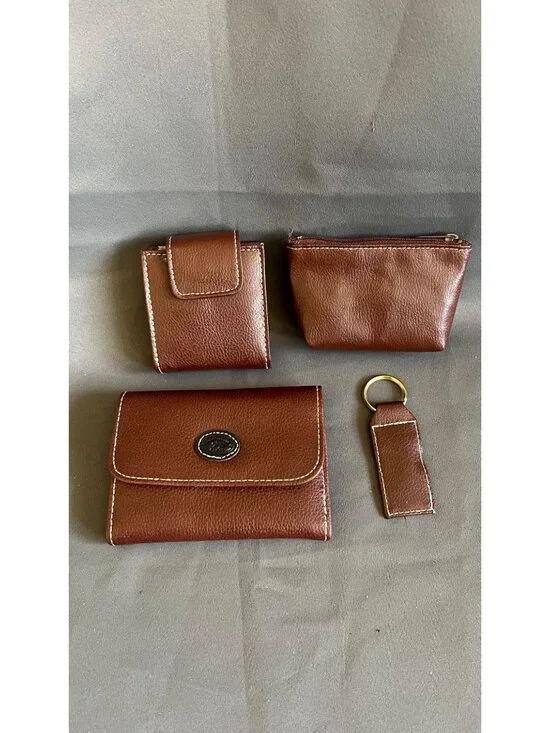 Huntington Ridge 4-Piece Brown Leather Accessories Set With Wallet Keychain Coin