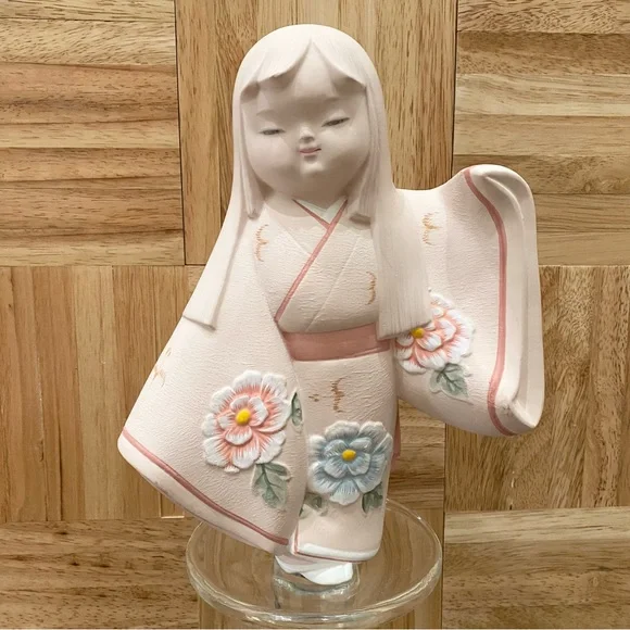 Japanese Hakata Doll Ceramic Geisha 9” Figurine