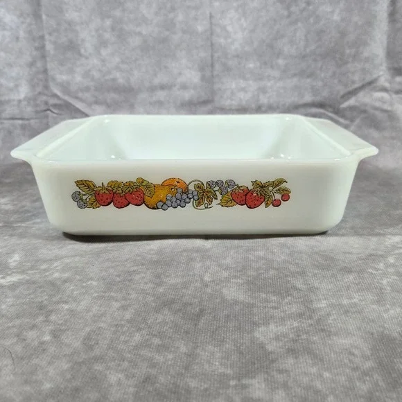Anchor Hocking Fruit‎ Nature's Bounty 8x8 Casserole 1.5 Quart