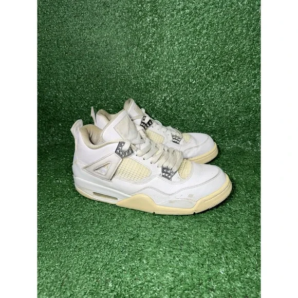 Nike Air Jordan 4 
