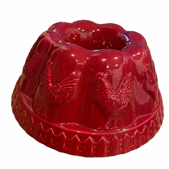 Paula Deen Farmhouse Red Rooster Stoneware Bundt