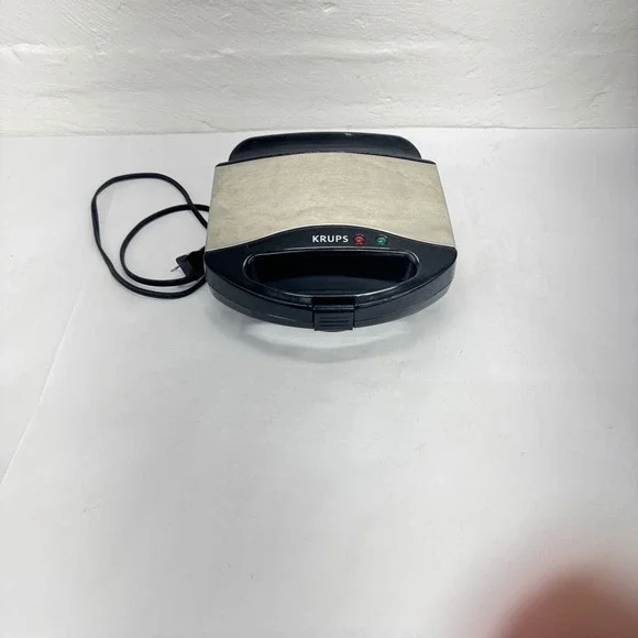 KRUPS 653 BELGIAN WAFFLE MAKER 2 SLICE CHROME NONSTICK STAINLESS STEEL - Tested!