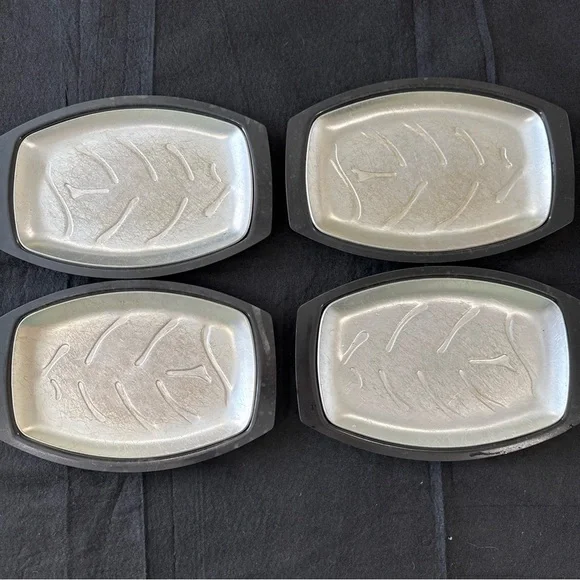 4 Vtg NORDIC WARE Sizzler Steak & Fajita Servers Plates USA  NO. 52 Platter MCM