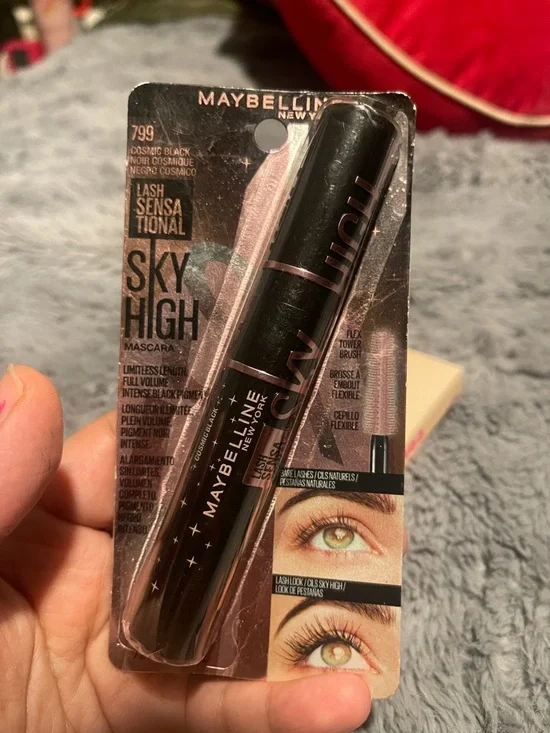 Maybelline Sky High Mascara in Cosmic Black