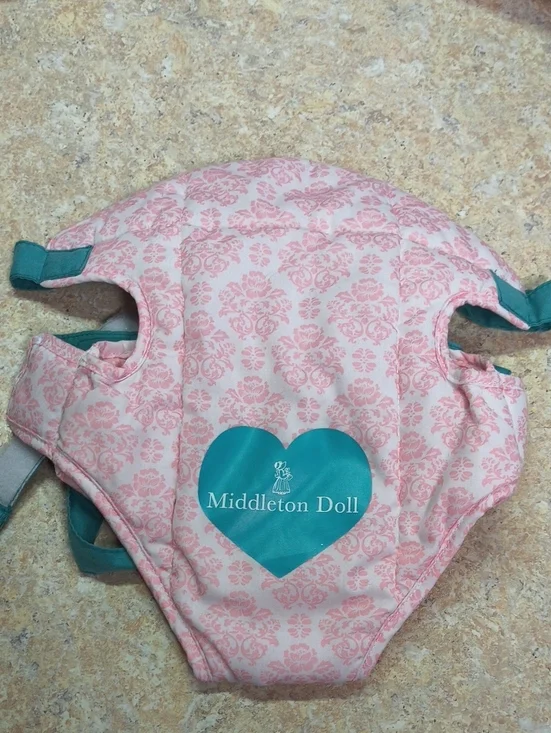Madame Alexander Pink Damask Doll Carrier with Teal Heart Logo