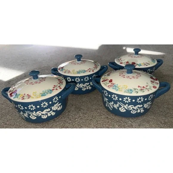 Lot Of‎ (4) Pioneer Woman Fancy Flourish Mini Cocotte with Lid 16 oz 4.5