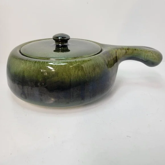Vintage Hull Covered Casserole Dish with Lid Green Glazed‎ Pottery