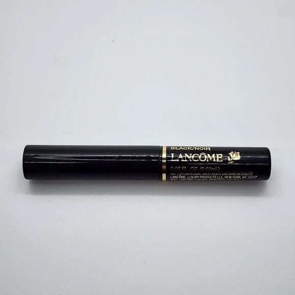 Lancome Definicils Mascara‎ Black/noir 0.07 Oz / 2.07 ml Travel Size