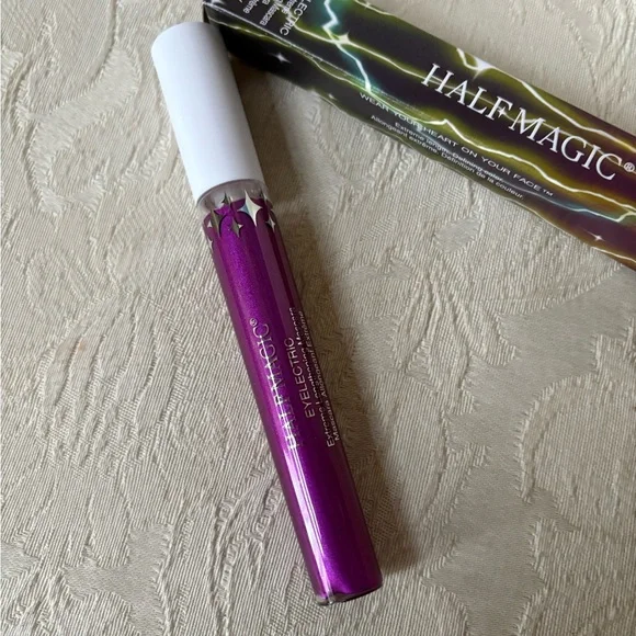 Half Magic Eyelectric Lengthening Tubing Mascara in Violet Acts Purple BNIB