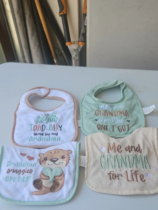 Grandma Love Baby Bib Set - Mint, White, Beige