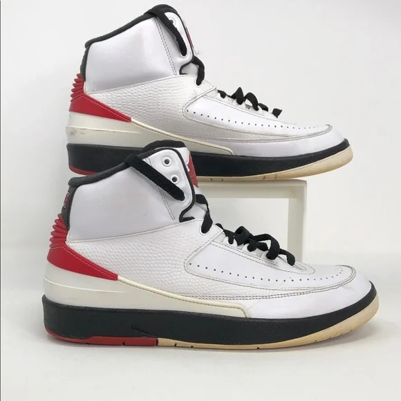 Nike Air Jordan 2 Retro Mid Chicago DX2454-106 Men’s Sneakers - Size 9.5