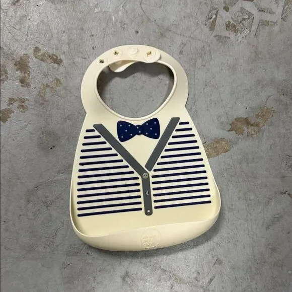 Cream and Navy Baby Bib with Bow Tie -  Rubber Catching Bib and Adjustable Neck