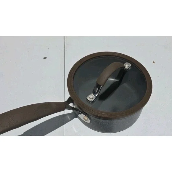 Gordan Ramsay Signature 1.5qt Non-Stick Pot Tempered Glass Lid Silicon Handles