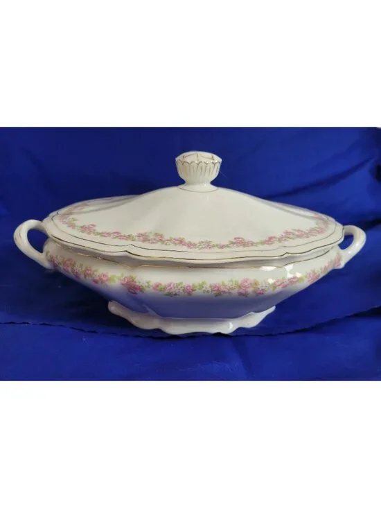 Soup Tureen Vienna Austria Roses Victorian cottage ornate elegant vtg heirloom