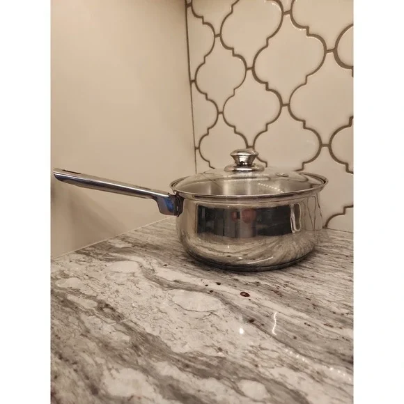 Heuck Classics 2 Quart Stainless‎ Steel  Saucepan w/Stainless Lid