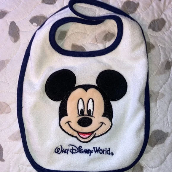 Walt Disney World Parks Baby Bib NWOT