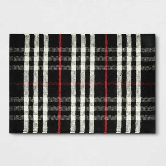 Threshold - Plain Woven Accent Rug 24”x36” | New