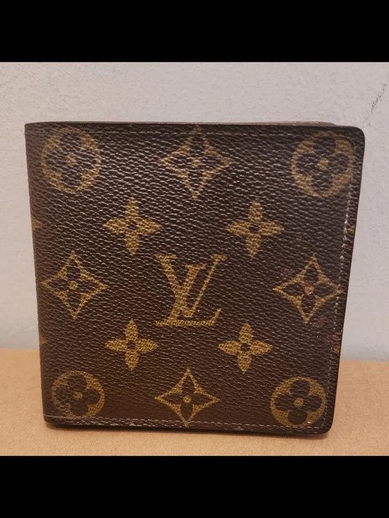 Louis Vuitton Monogram Canvas Mens Wallet - Brown & Gold