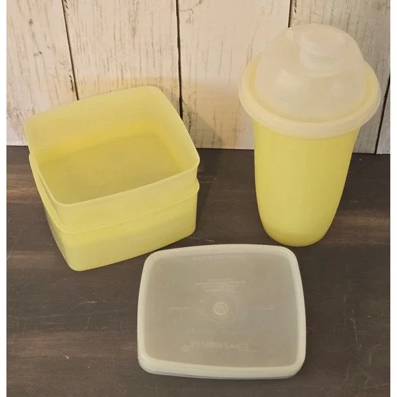 Vintage Tupperware Square Round Yellow Containers w/Lids 311-36 + Shaker 344-2