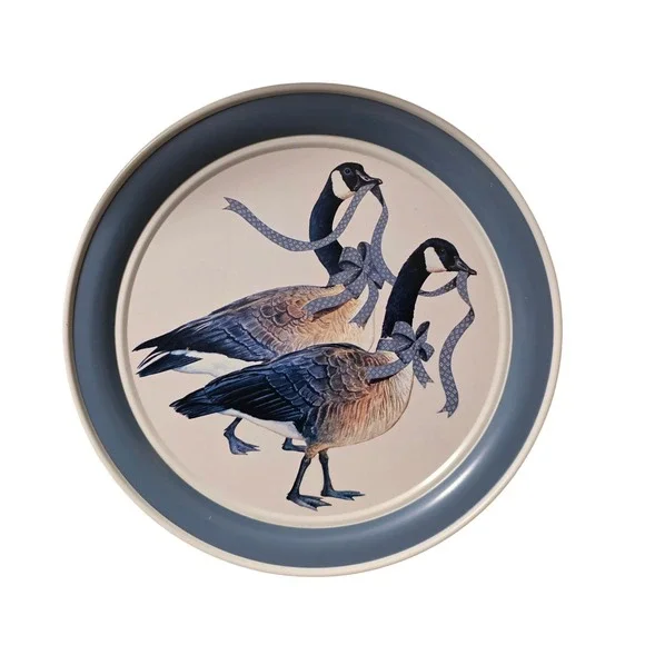 Vintage Canada‎ Geese Round Metal Tin Blue Ribbon Country Farm Decor 10