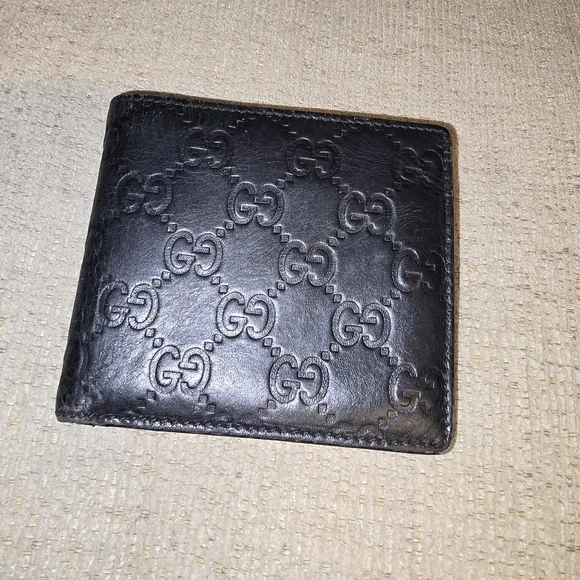 Vintage Gucci Black Leather Wallet With Coin Pouch