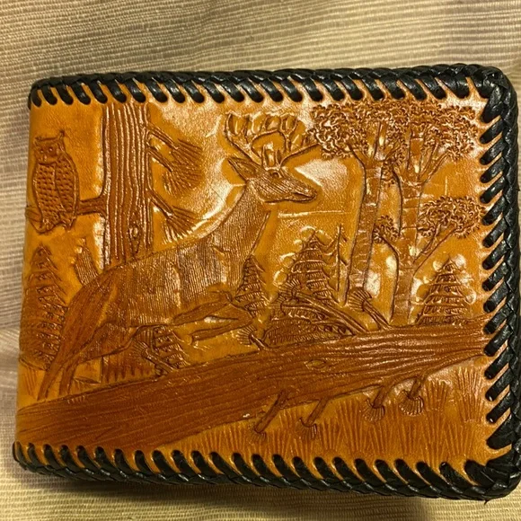 Handmade leather wallet w/hunting scene deer, owl