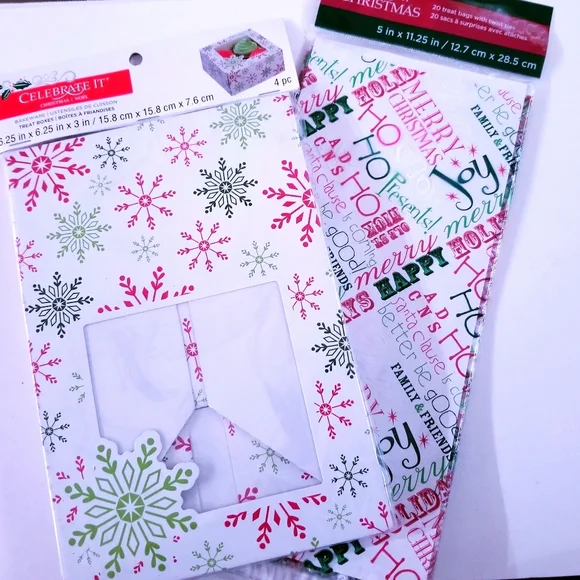 Holiday Treat Gift Boxes (4) & 20 Treat Bags New
