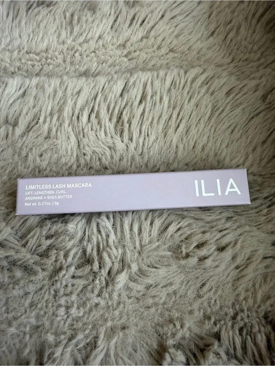 ILIA Limitless Lash Mascara - Before Dawn