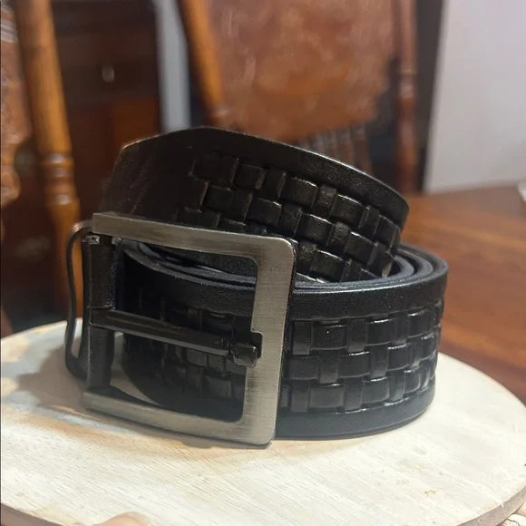 Men's Black Woven Leather Belt