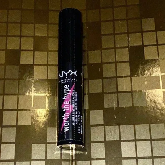 NYX Professional Makeup Worth The Hype‎ Mascara