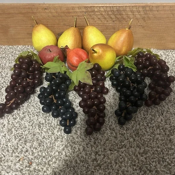 Faux Fake Fruit Realistic Plastic Rubber‎ Decorative Mix Lot 12 Pears Grapes