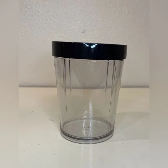 Cuisinart Compact Portable Blending Clear‎ Plastic Container with Black Lid