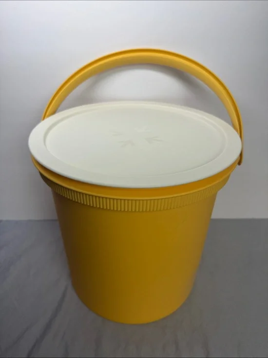 Tupperware Jumbo Bucket Canister 14.5L Yellow With Handle White One Touch Seal