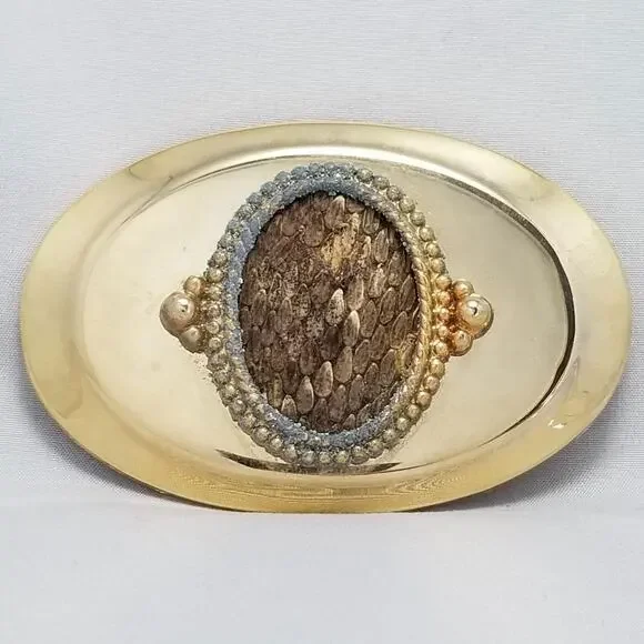 Vintage Gold Tone‎ Oval Belt Buckle with Pinecone Center Piece