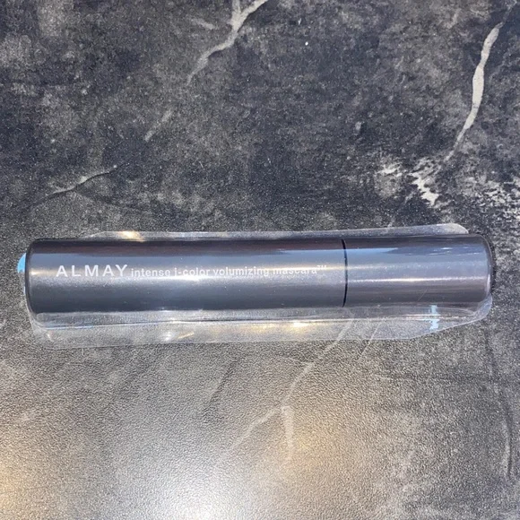 ALMAY Intense i-Color Volumizing Mascara In Sapphire