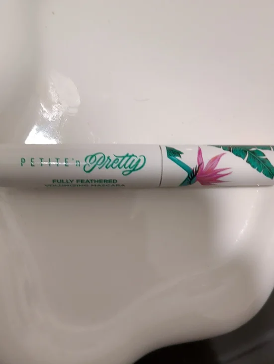 Volumizing Mascara