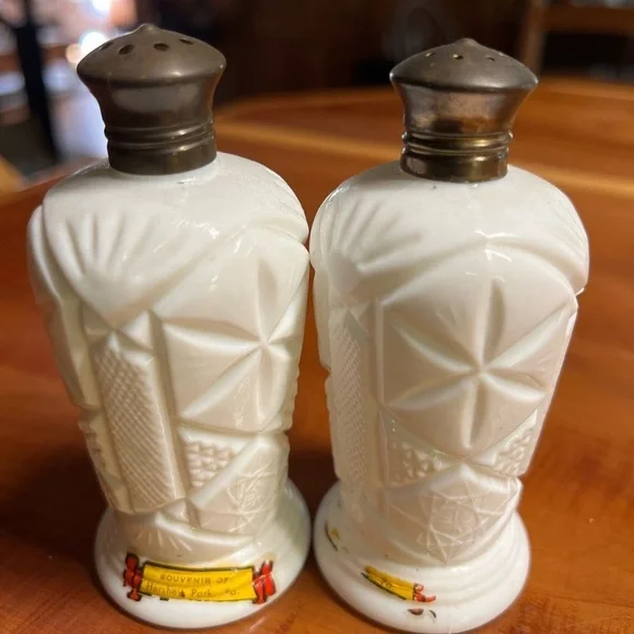 Vintage Napco Japan Souvenir Milk Glass Salt Pepper Shakers