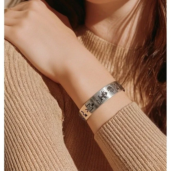 Sterling Silver Cuff Bracelet Signed GM Gerald Mitchell Navajo South Western