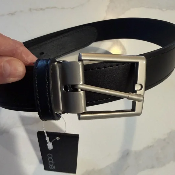 Oobe Black Leather Belt with Silver Buckle