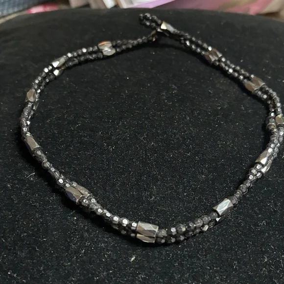 Elegant Black Beaded Bracelet