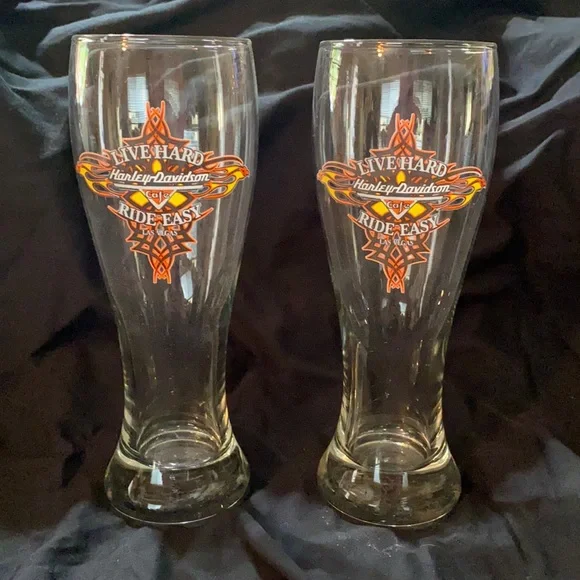 Harley-Davidson set of 2 Pilsner glasses Las Vegas