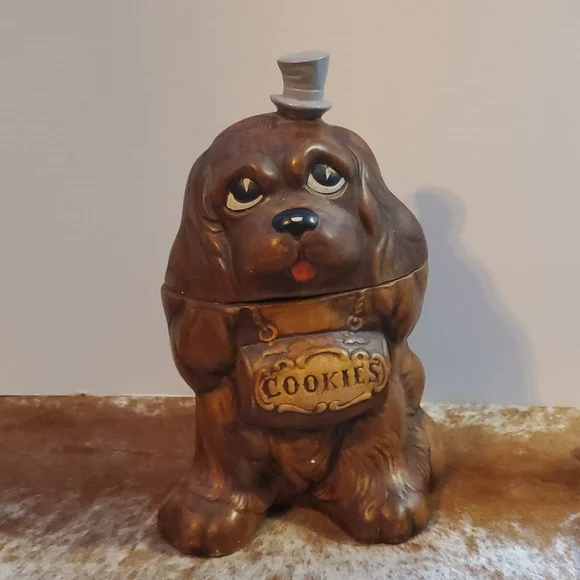 Old dog cookie jar